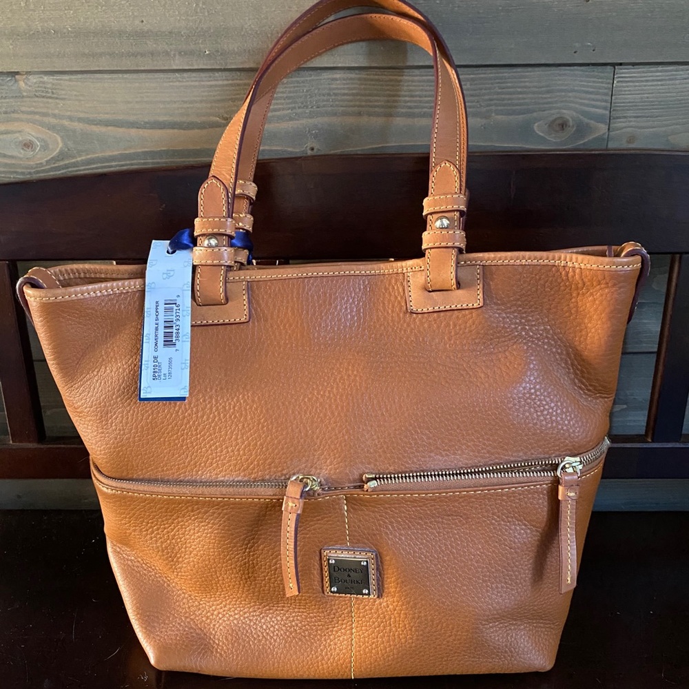 Dooney & Bourke Tote